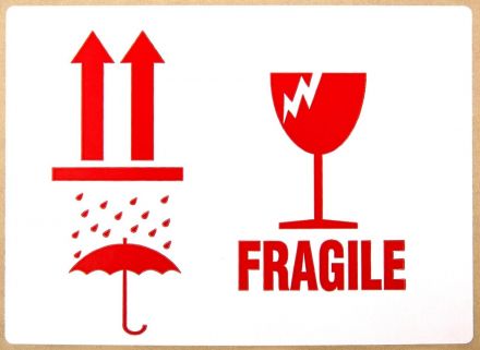 Етикети "Fragile", "Keep dry", "This side UP", 100mm x 100mm, 150 бр.